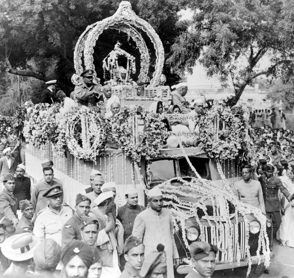 Rare Photos Of Mahatma Gandhi Funeral MERE PIX