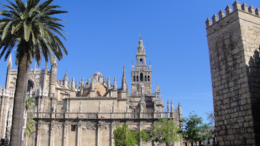 De Kathedraal, het Alcazar en de Giralda