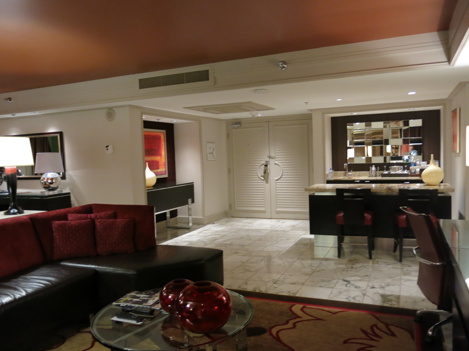 One Bedroom Tower Suite Mirage Photo Design