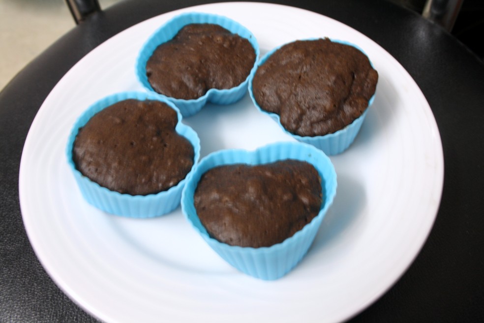 Eggless Microwave Chocolate Muffin all in 2 Minutes!
