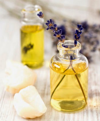 A Simple Lavender Spritz For Soft Moisturized Natural Hair