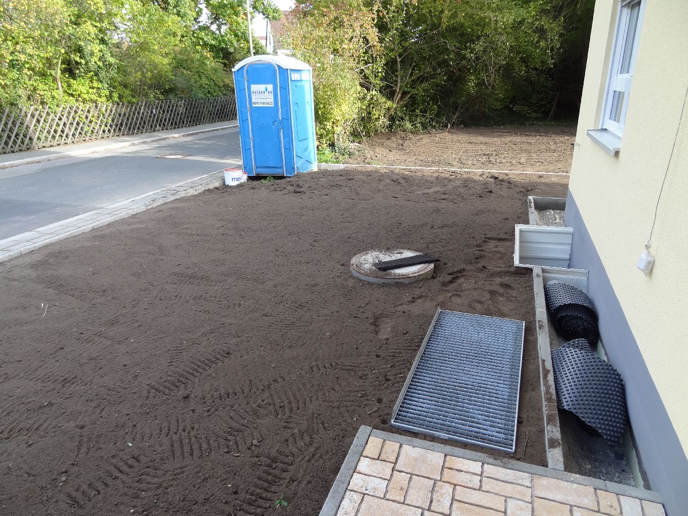 ...unser Haus entsteht: Holz-Wegfahren, Erdarbeiten, Vorbereitung