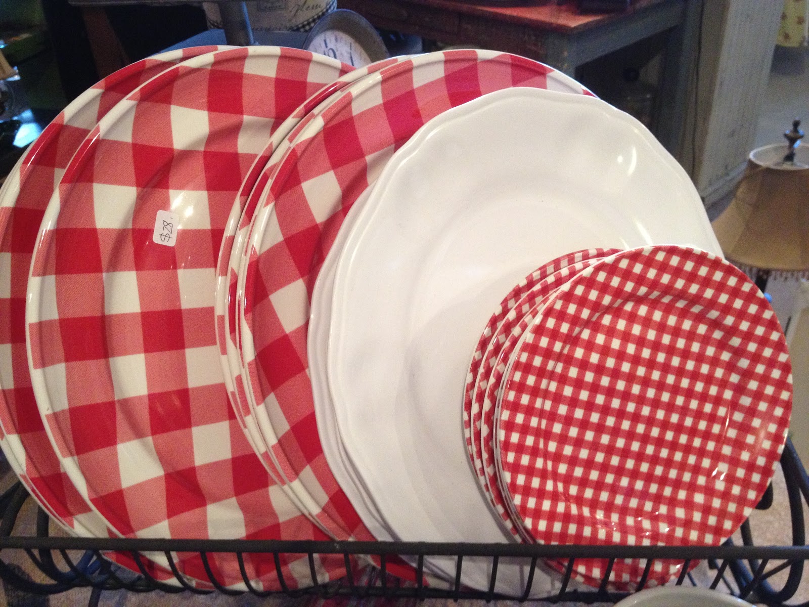 the dove's nest Fruit basket turnover