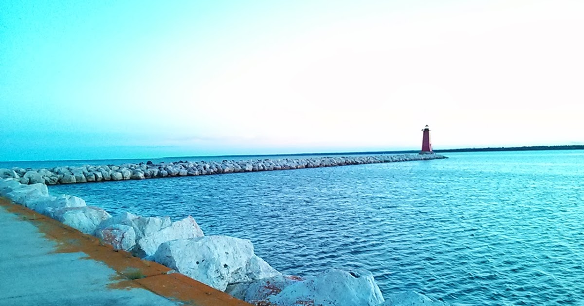 Manistique, MI Manistique Lighthouse Explore This City