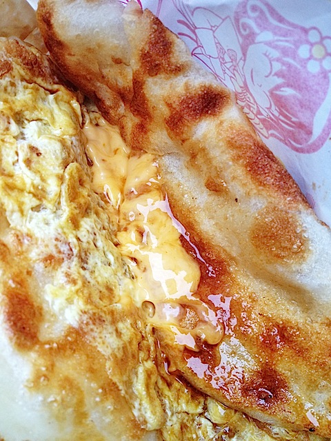 師大小吃新鮮貨~帥哥正妹【蛋餅捲】