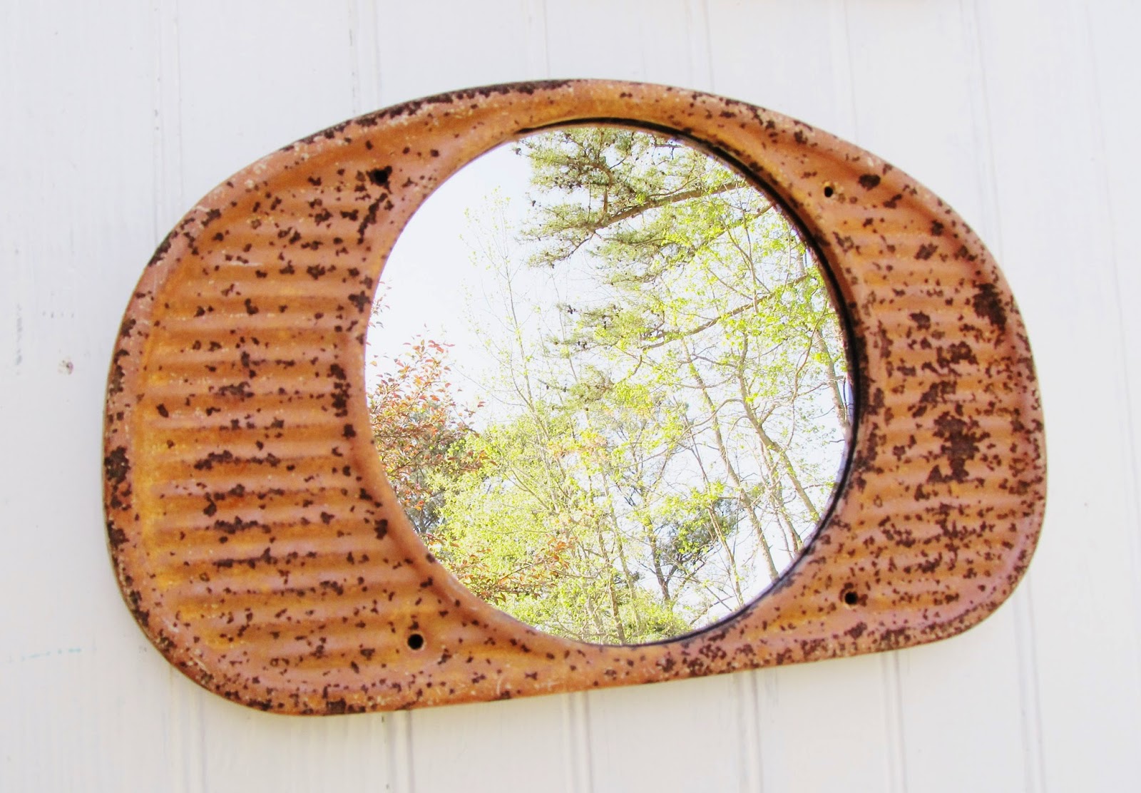 Sassytrash Repurposed vintage automobilia salvage mirrors