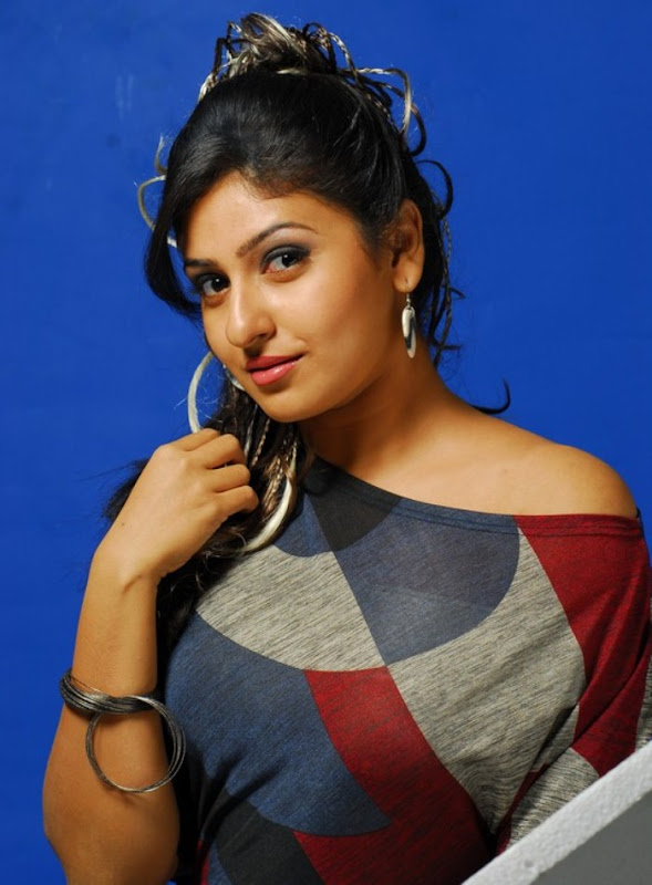 Tamil Actress Monica Latest Cute Photoshoot Images gallery pictures