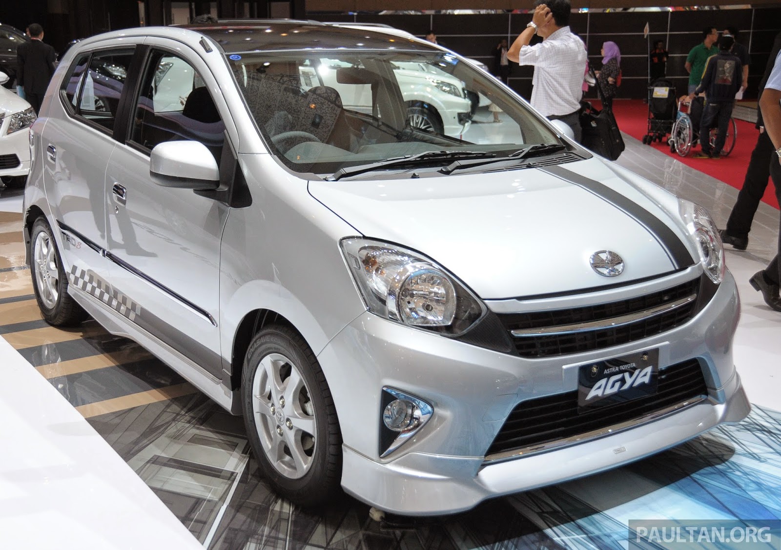 Gambar Modifikasi Toyota Agya Warna Silver Terlengkap Modifikasi