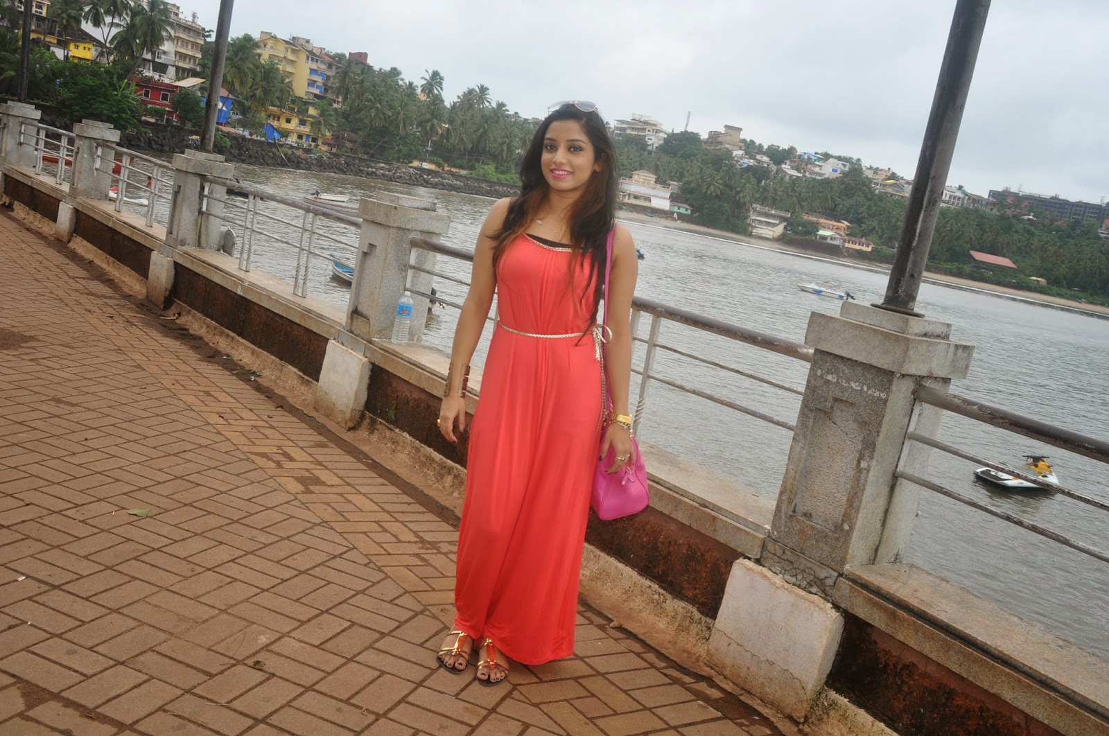 Rumela the shopaholic... Goa Lookbook Styling a maxi dress..
