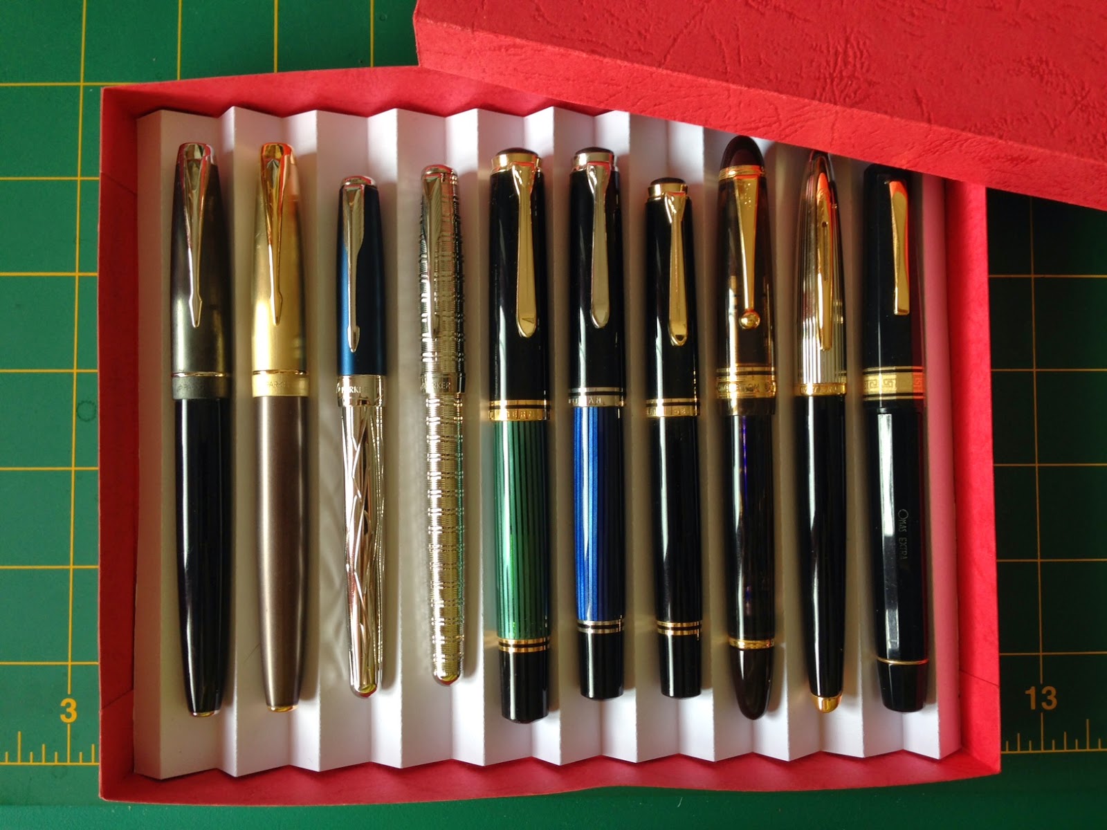 My Life All in One Place Make a fountain pen tray and storage box