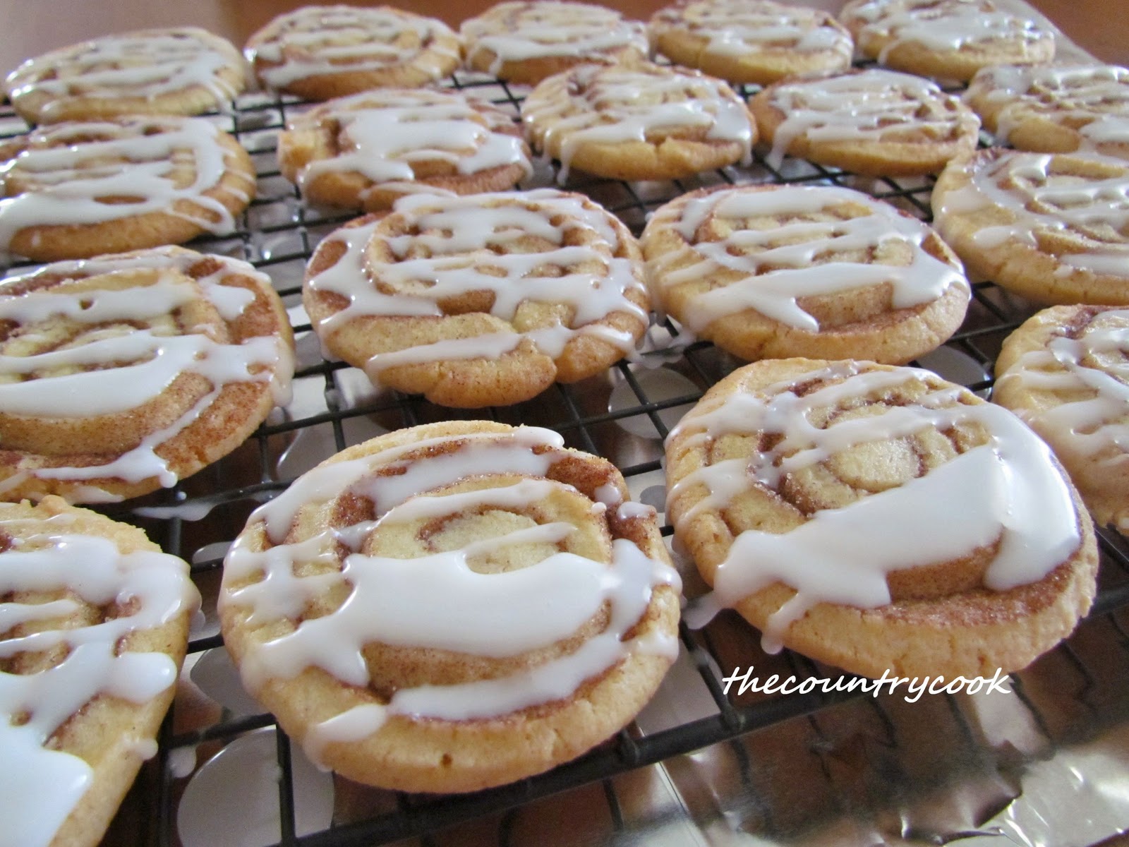 Cinnamon Roll Cookies