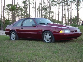 Value Pack !!! la Ford Mustang LX 5.0L (1986-93)