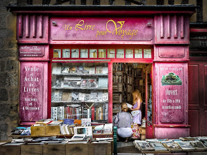 LA TIENDA DE LIBROS