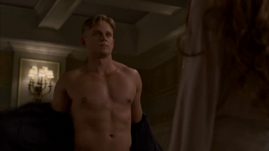 Shirtless Men On The Blog: Billy Magnussen Mostra Il Sedere