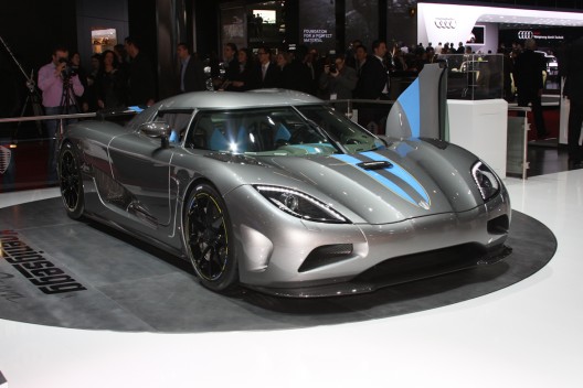 New Koenigsegg Agera R the car is like a scary monster use a V8 engine