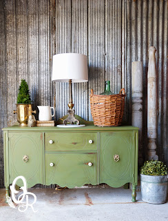 http://www.oliverandrust.com/2014/05/boxwood-buffet-take-two.html