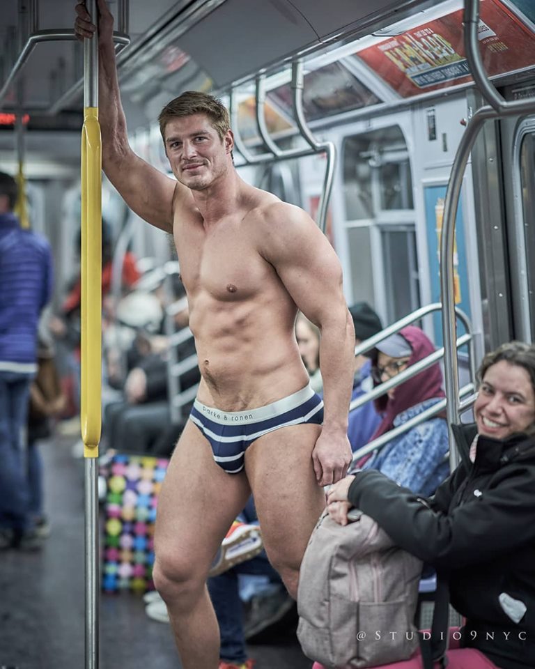 Cute Guy Bulge Subway Porn Tube Video