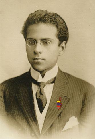 Medardo Angel Silva 
