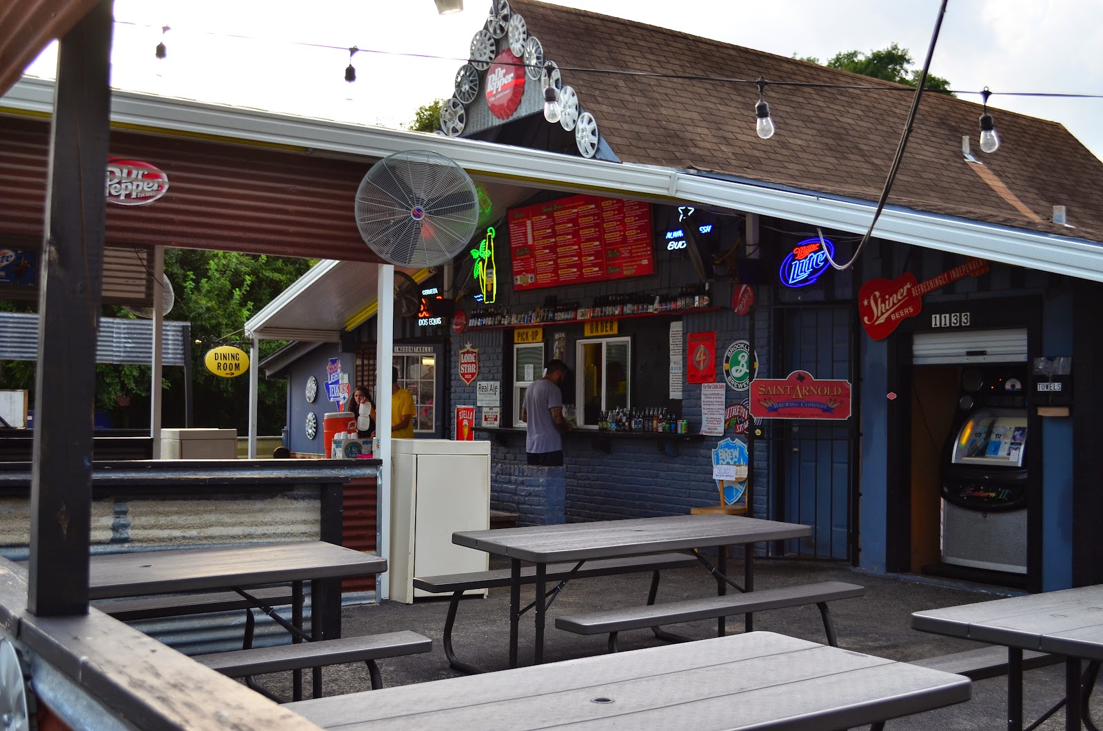Hedofoodia Hubcap Grill & Beer Yard, Houston