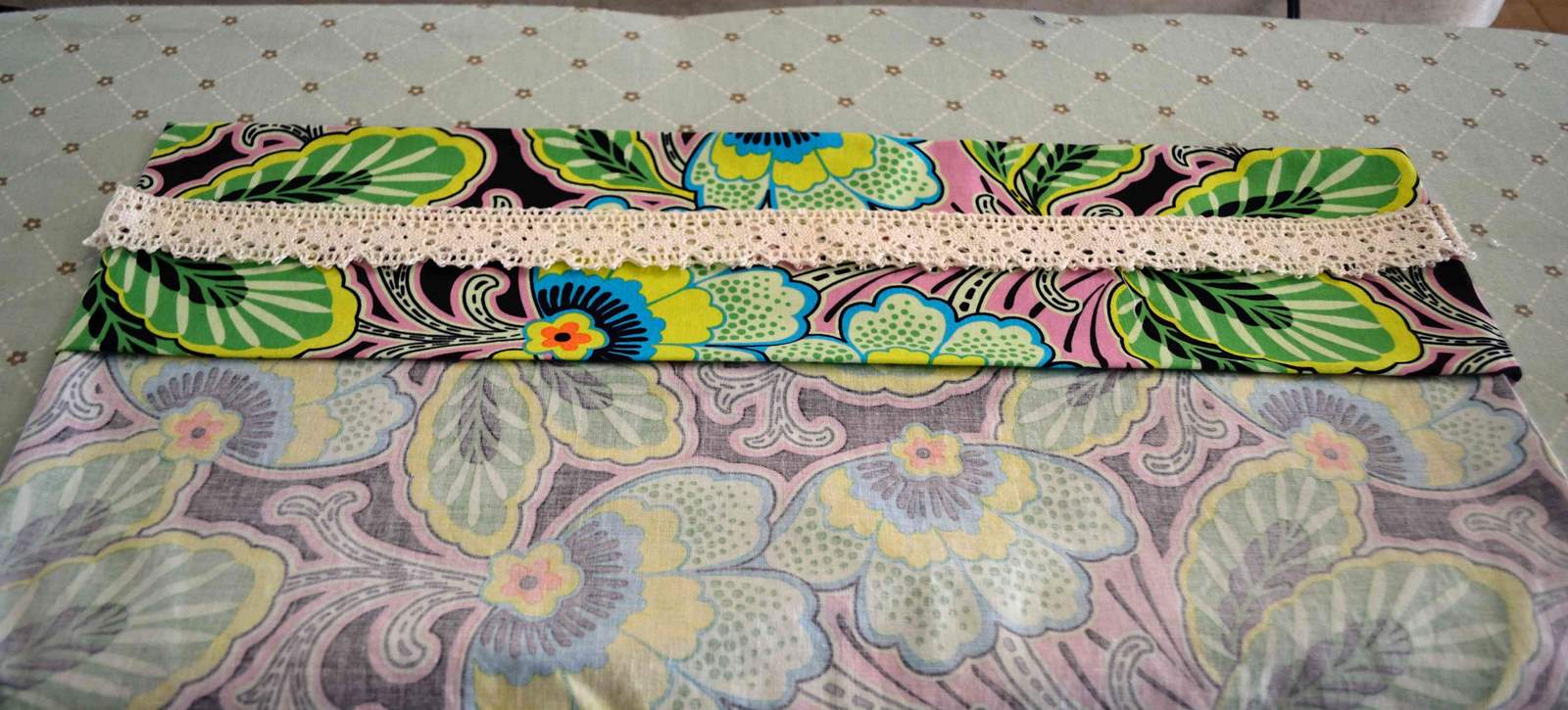 carolina fair Pretty, Easy, Pillowcase (with a tutorial)