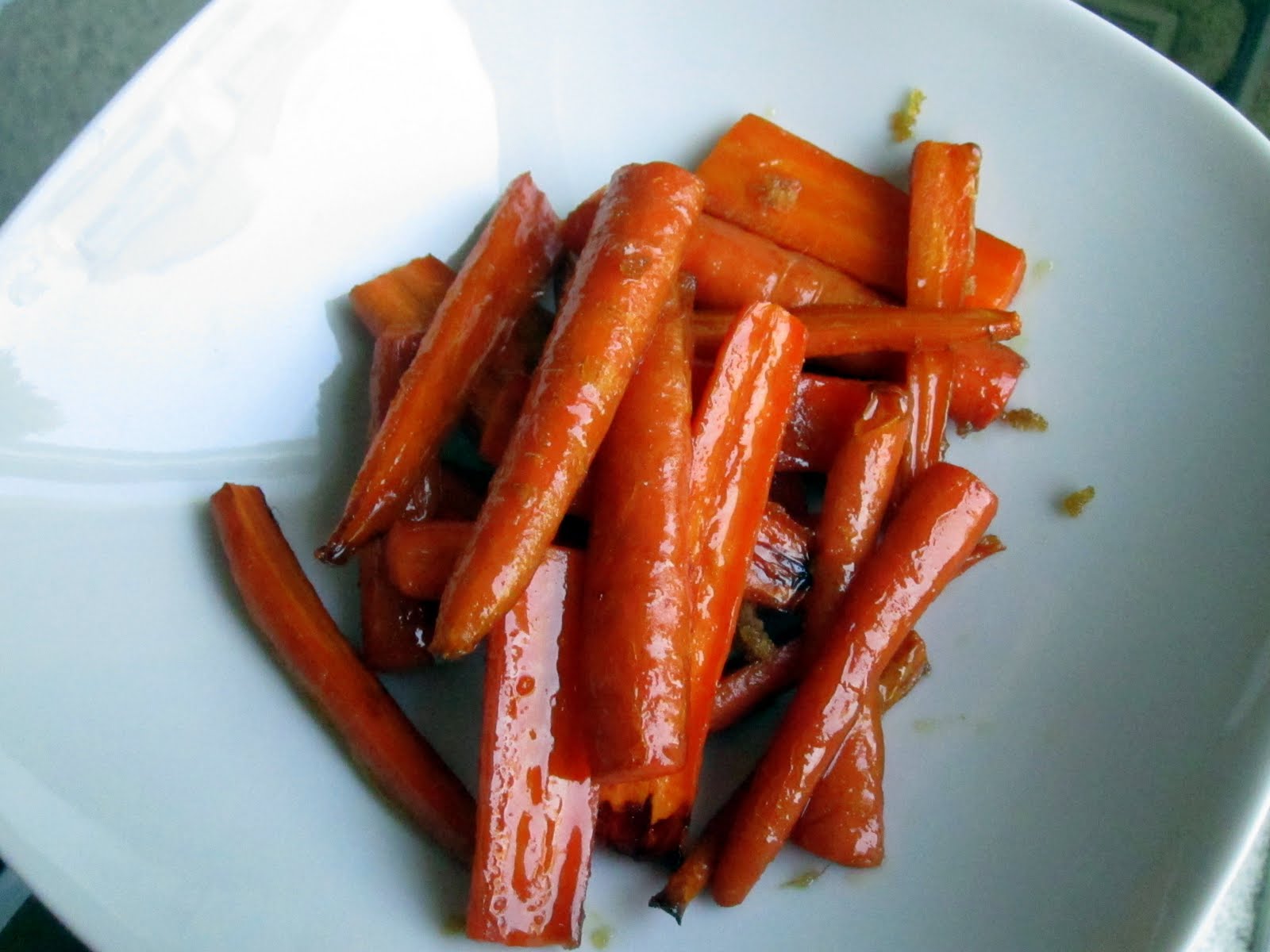 Elizabeth's Dutch Oven Easy Brown Sugar Baked Carrots