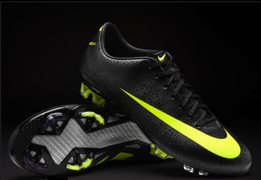 Official Nike Mercurial Vapor VII Safari (Pictures)