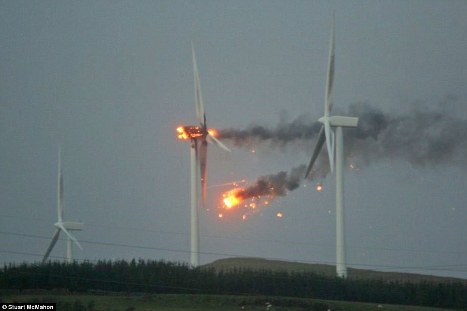 scottish_turbine_fire_and_fireball.jpg