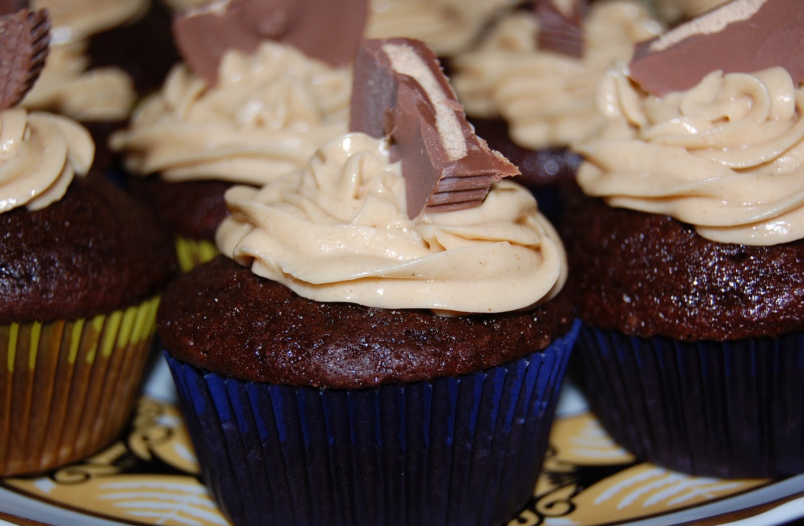 KnitOne,PearlOnion Chocolate Cupcakes with Peanut Butter Mousse Frosting