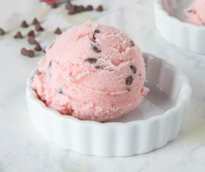 Fast-n-Delicious: Sweet and Creamy Watermelon Ice Cream with Chocolate