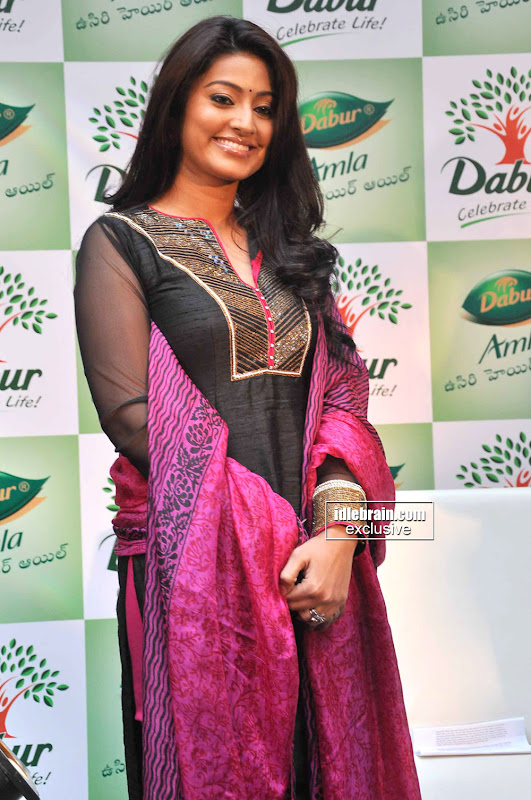 Sneha Launches Dabur Aamla Taala photos unseen pics