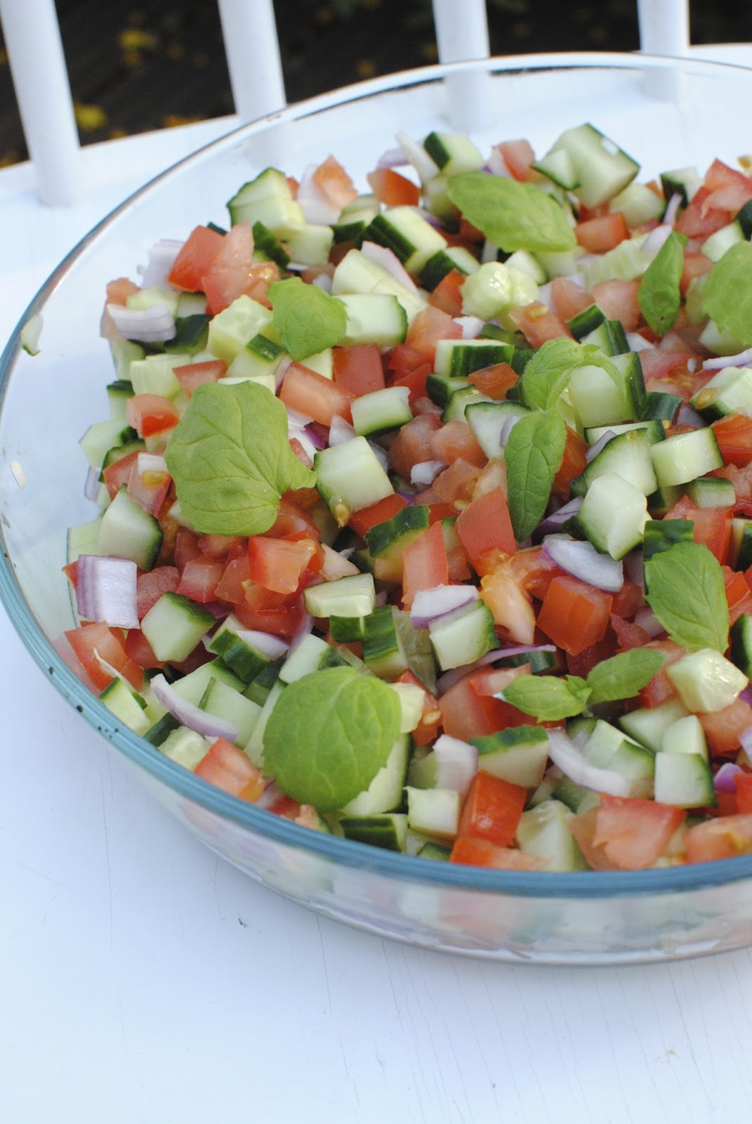Emilias mat & bak Tomat och gurksallad