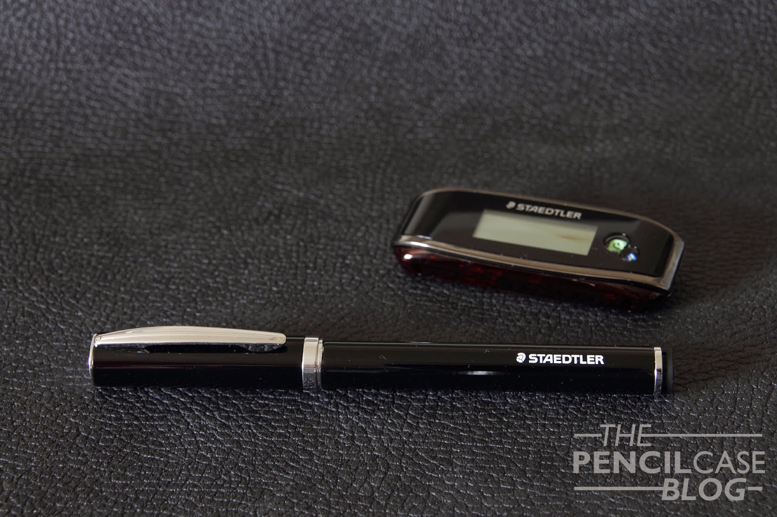 Rund und rund Tuberkulose aus digital stift Gießen Meilen Zeigefinger