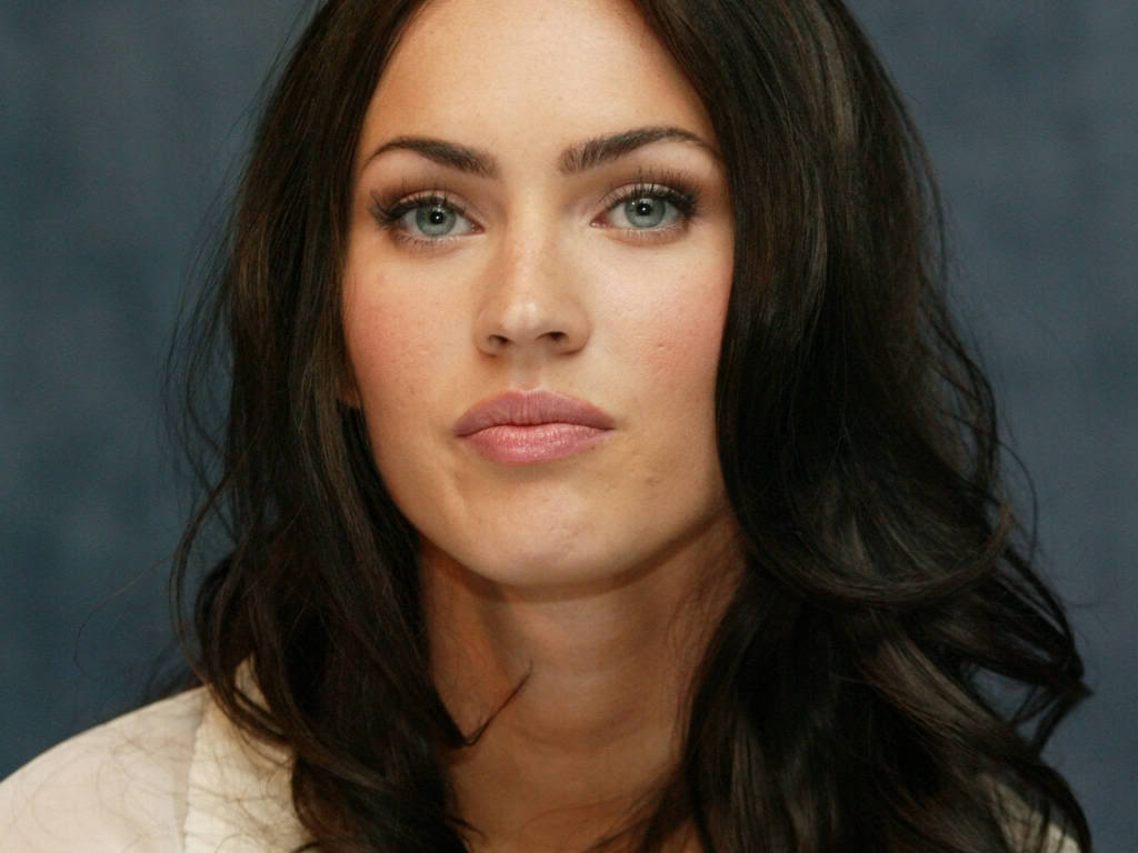 http://1.bp.blogspot.com/-DRNhQC3qFkU/TZ4u1lNl8jI/AAAAAAAAAD8/-z2nVUOcAKo/s1600/meganfox851920x144011111.jpg