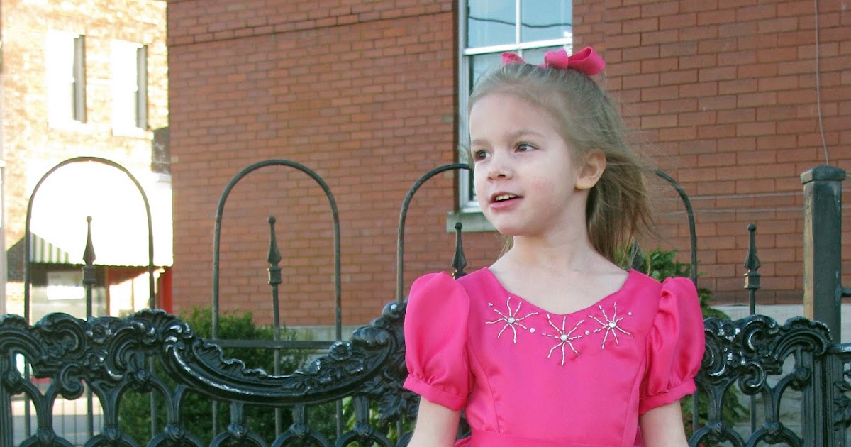 By Mama With Love How To Make A Fishing Line Hem For Curly Ruffles