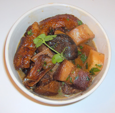 braised+pork+belly+w+daikon+1.jpg