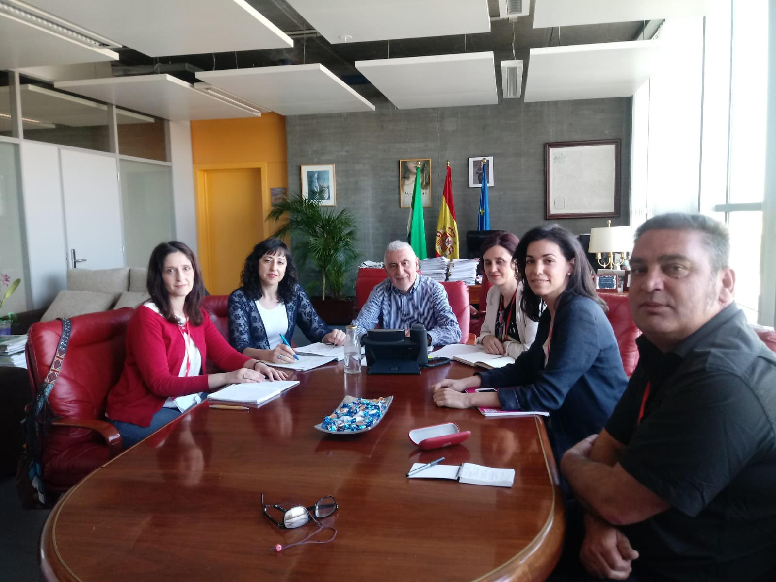 REUNIÓN CON SGE Y JEFA DE SERVICIO DE AD