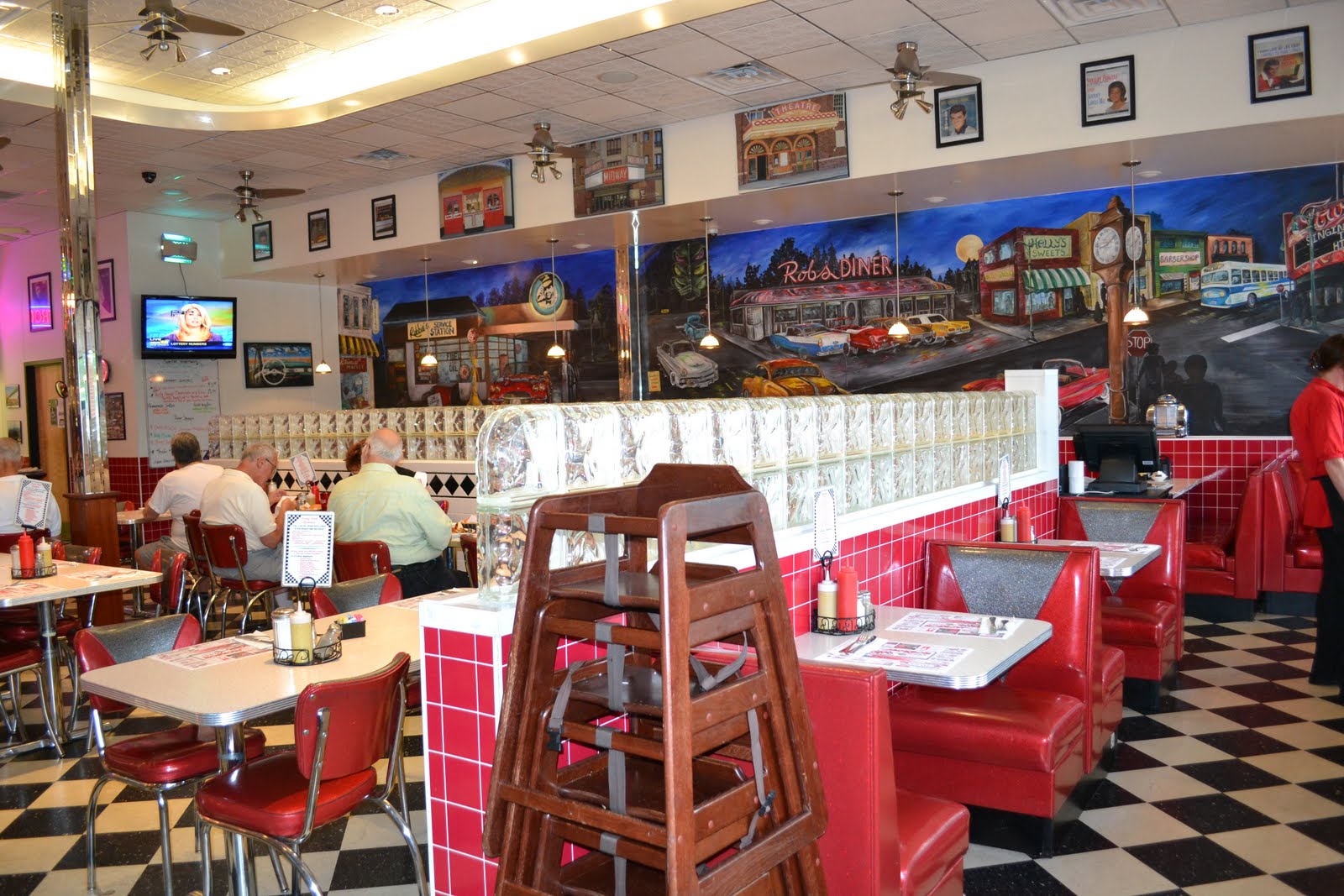 It's All About Purple The Jackson Diner