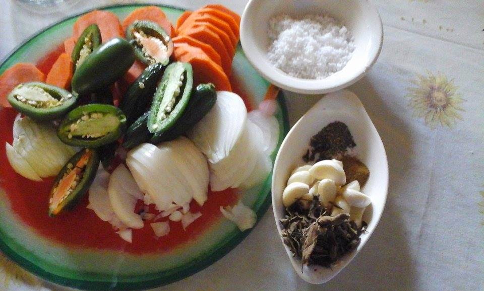 Mi Cocina Salvadoreña Jalapeños encurtidos