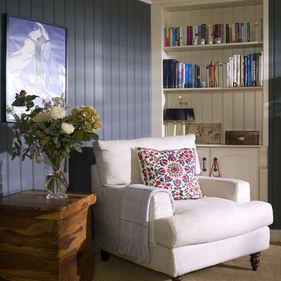 New Home Interior Design: Country Living Room