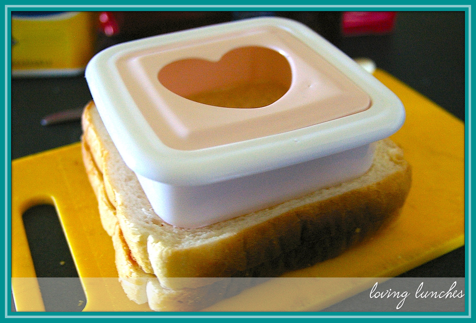 Loving Lunches Pocket Sandwich Cutter Tutorial