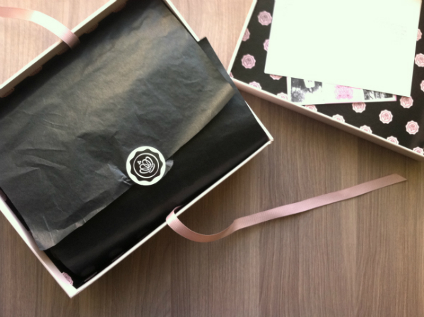 Glossy Box - November 2012 Review - Women's Beauty and Makeup Monthly Subscription Boxes Glossy Box - November 2012 Review - Women's Beauty and Makeup Monthly Subscription Boxes