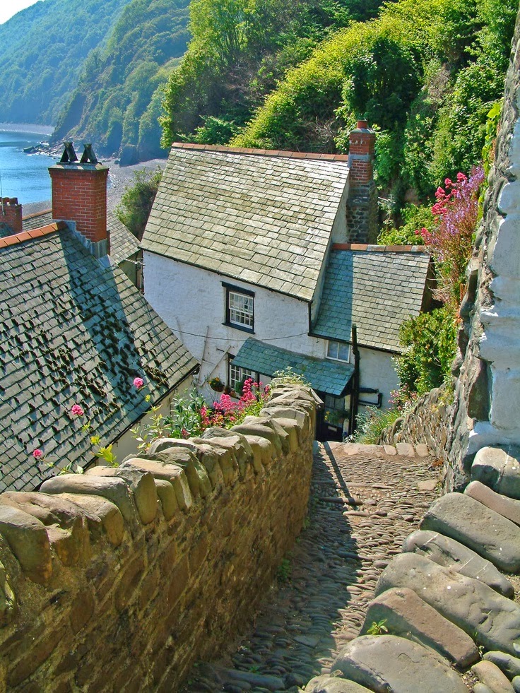 Amazing Seaside Villages. Clovelly, Devon, UK Favorite Photoz