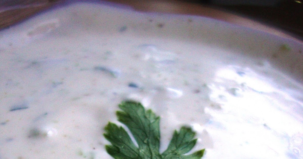 Cuinar i Viatjar Salsa de yogurt. Especial kebabs.