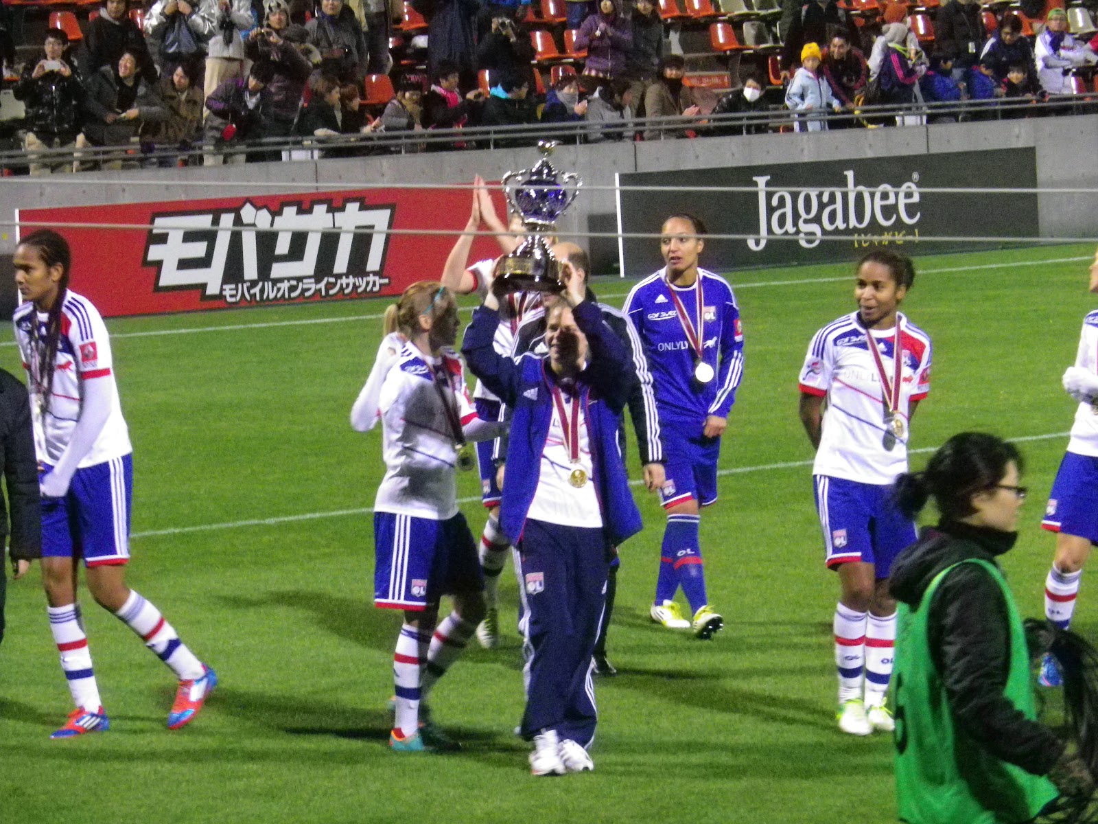オタクな一口馬主 Inac神戸レオネッサvsオリンピック リヨン Mobcast Cup 国際女子サッカークラブ選手権12