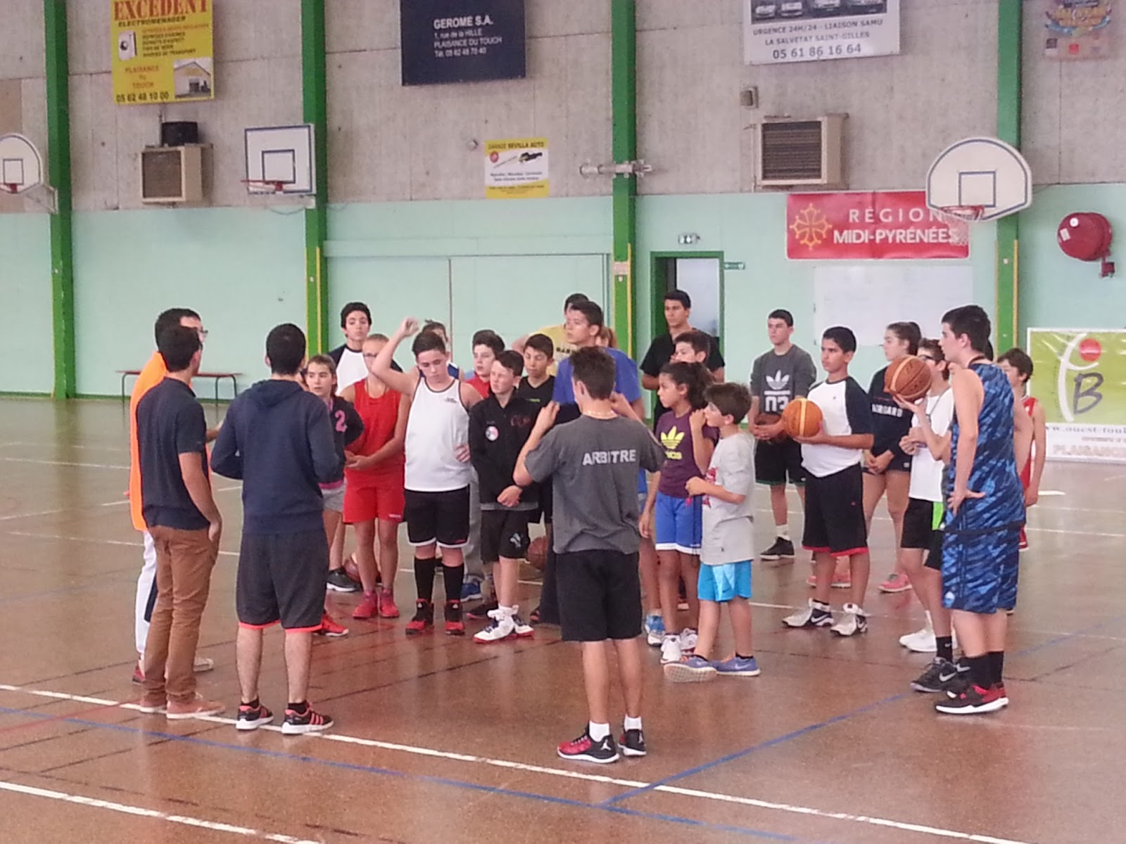 Section Basket Nos jeunes en formation arbitre U16 à Plaisance du Touch