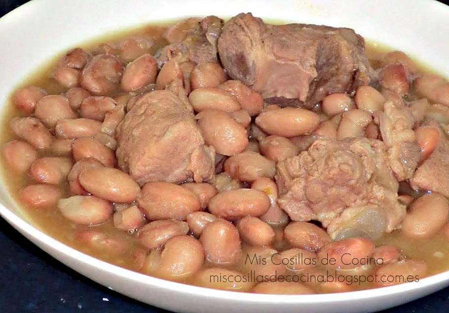 Judías Pintas Con Costilla De Cerdo