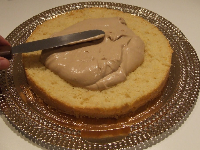 Crema de Avellanas para Tartas o Pasteles Crema de Avellanas para Tartas o Pasteles