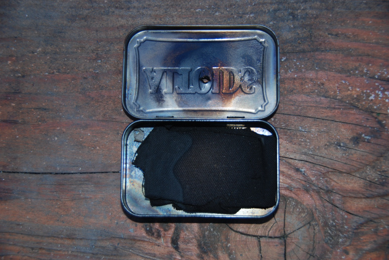 10 Survival Uses for an Altoid Tin