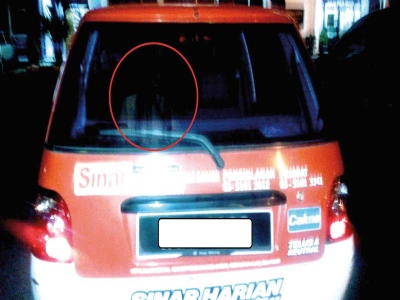 GAMBAR HANTU DALAM KERETA WARTAWAN SINAR HARIAN