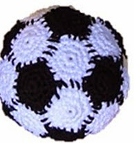 http://www.ravelry.com/patterns/library/soccer-ball---voetbal